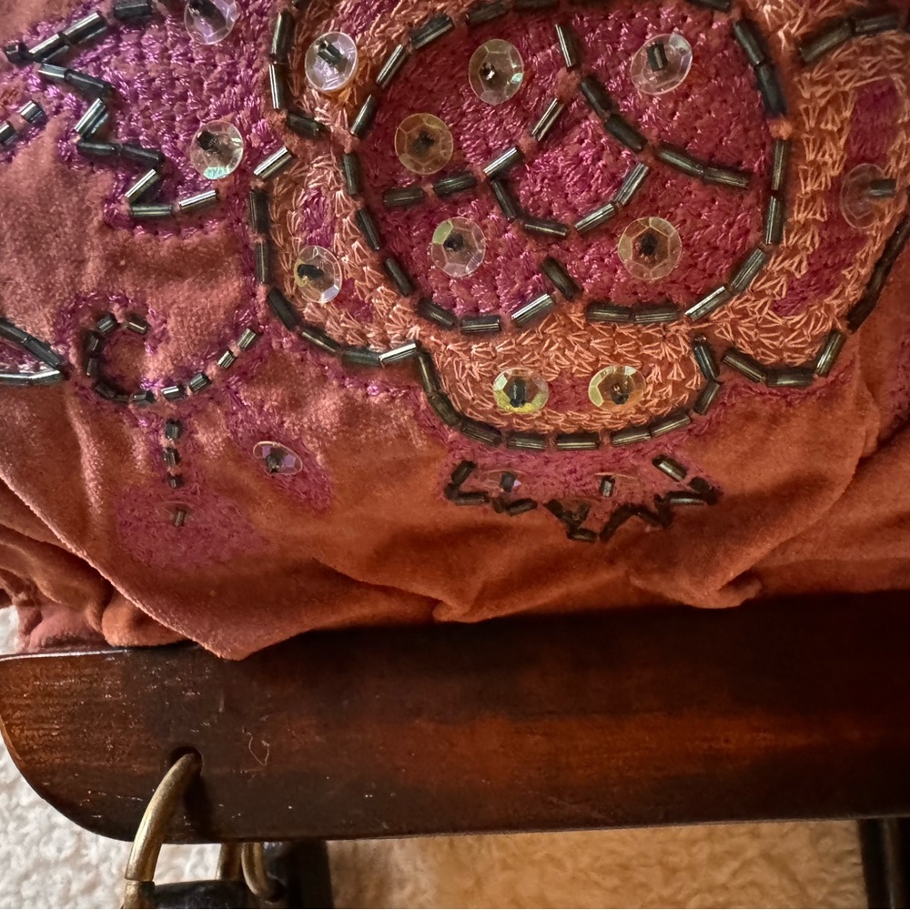 VINTAGE AVON Embroidered Pink Handbag W/Solid Wood Handles! - Picture 14 of 14